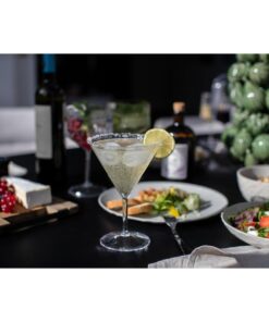 Miljöbild Koziol Plastglas Club No. 12 Martiniglas 25cl